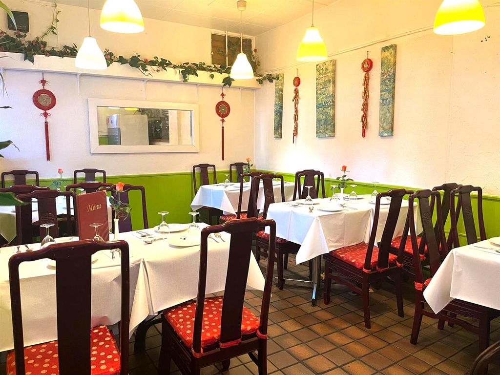 Property photo 2 of 6 d8Bd84Af-86c4-4B36-86Bb-A1B3621cd7d6.Jpg