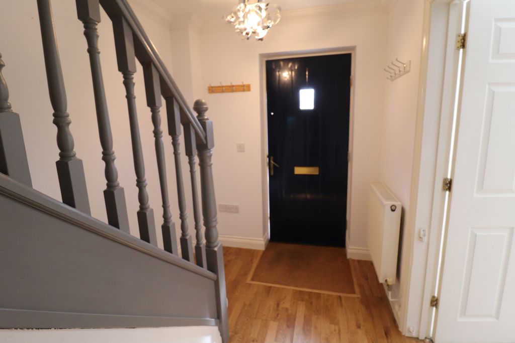 Property photo 3 of 21