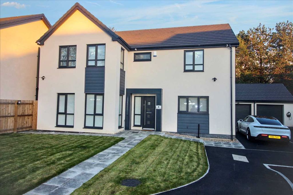 Property photo 1 of 18 Main Picture