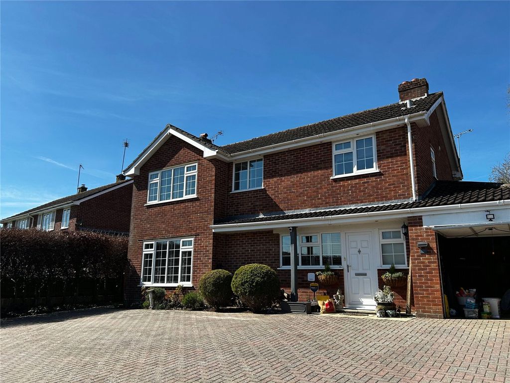 Property photo 1 of 34 Picture No. 56