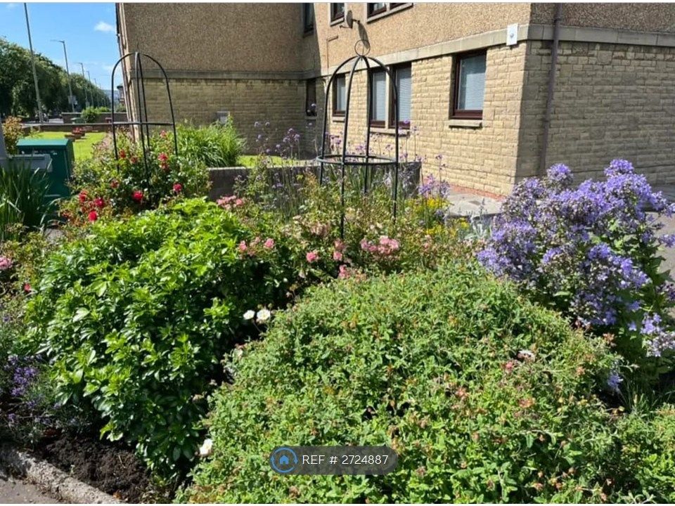 Property photo 3 of 27