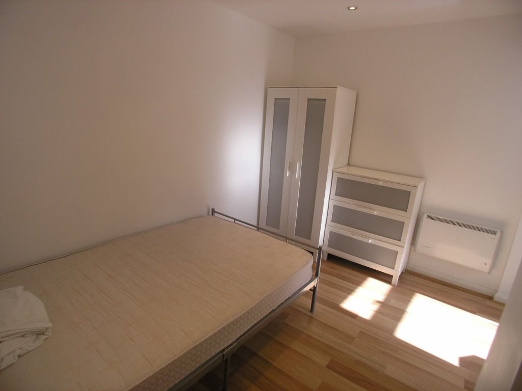 Property photo 3 of 8