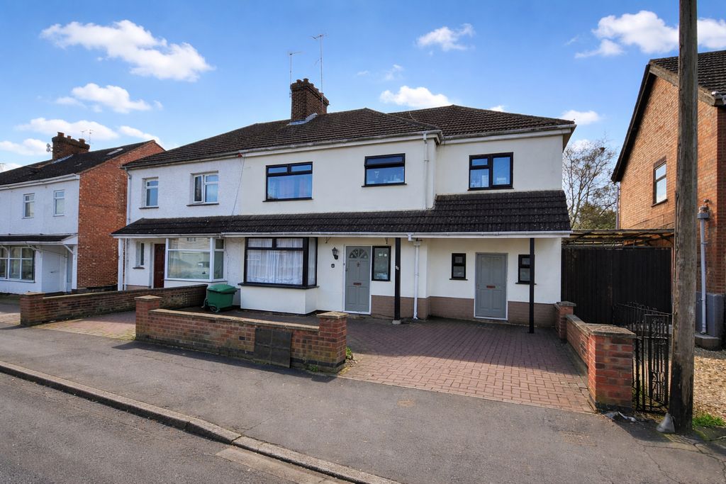 Property photo 1 of 4