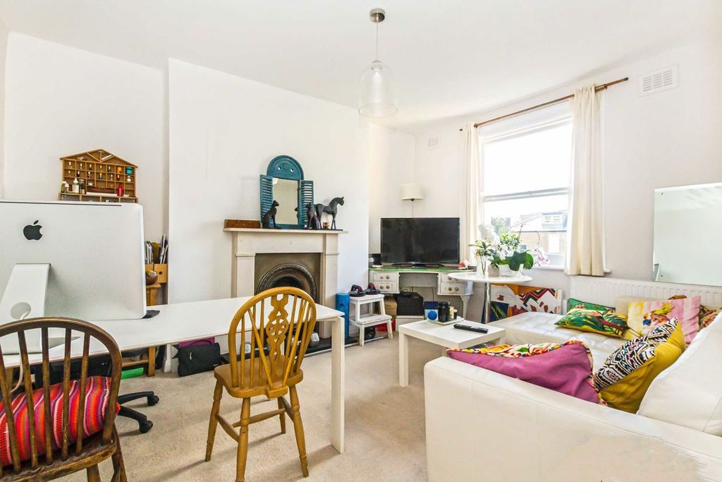 Property photo 2 of 5