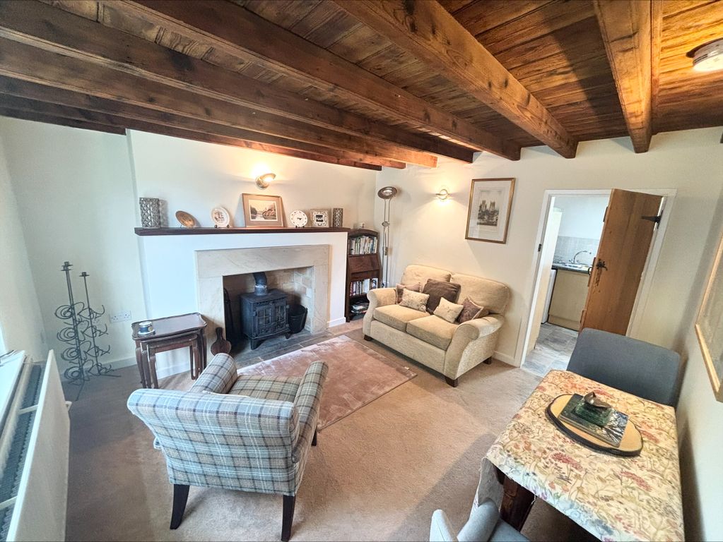 Property photo 2 of 11