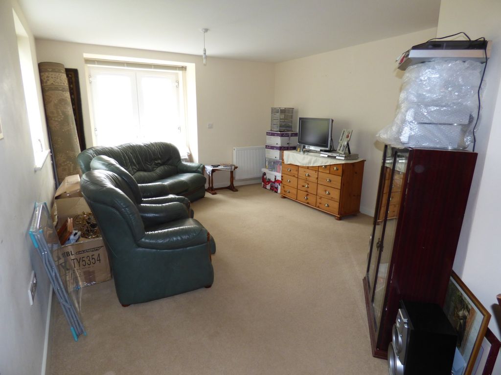 Property photo 3 of 7