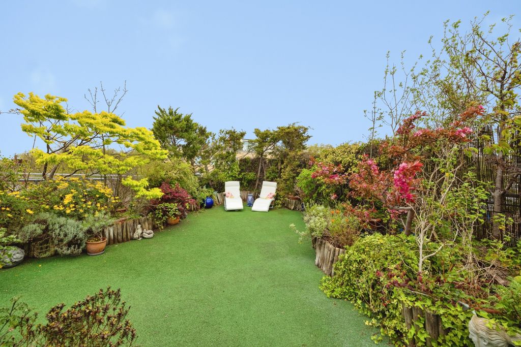 Property photo 3 of 21 Ef9577d5-2d3B-F111-88B5-7c1E521E239B