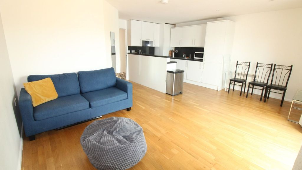 Property photo 3 of 22