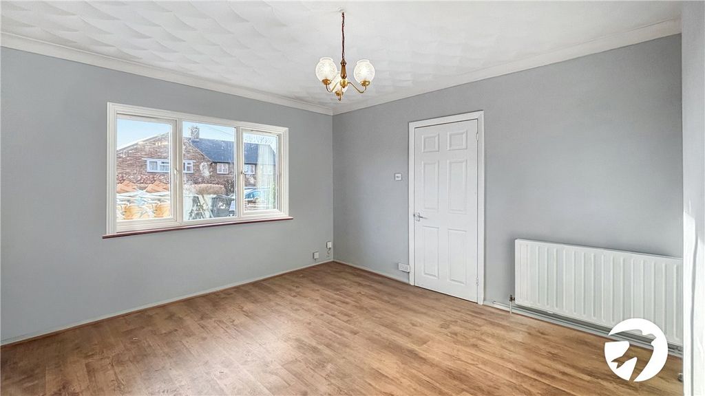 Property photo 3 of 11 Picture No. 08