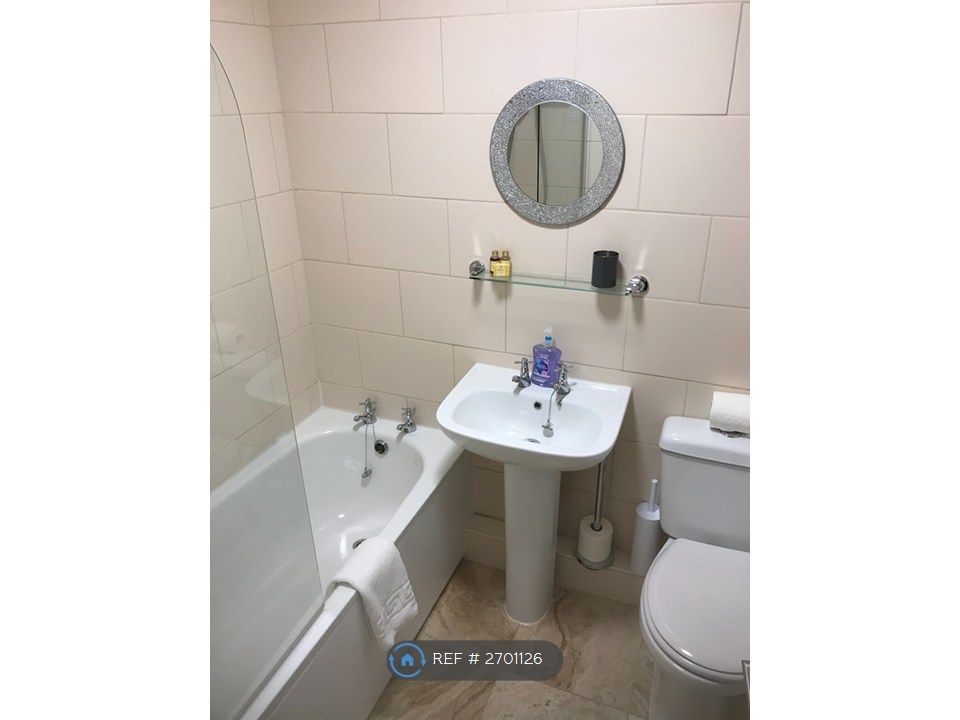 Property photo 3 of 6 Bathroom