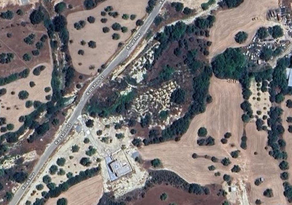 Property photo 2 of 3