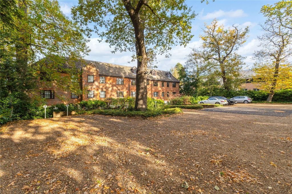 Property photo 2 of 12 Picture No. 25