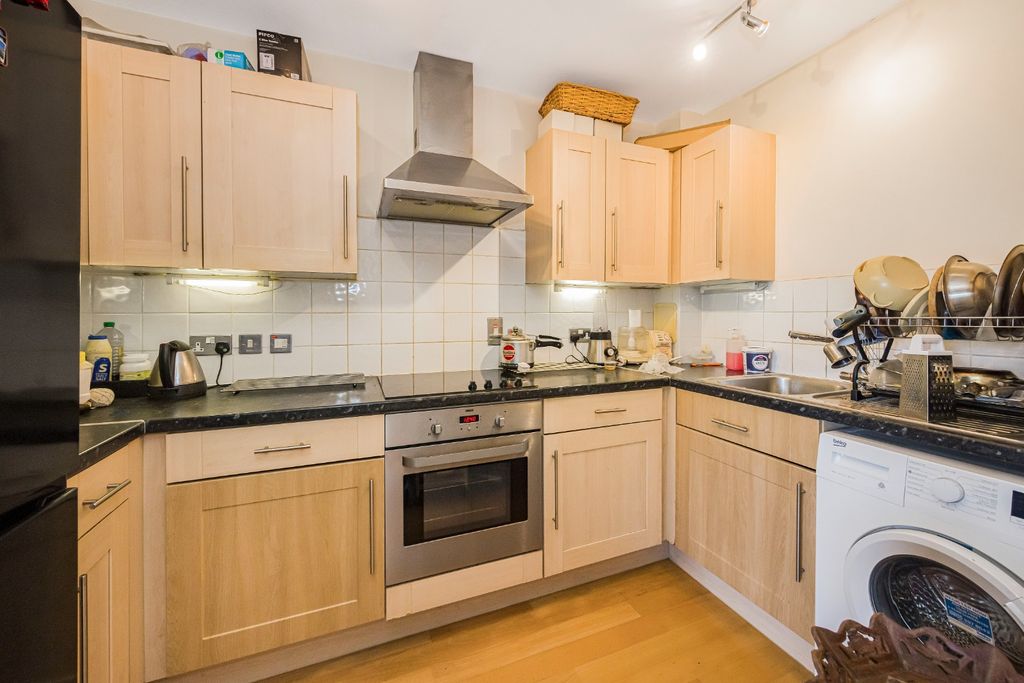 Property photo 2 of 11 2719882