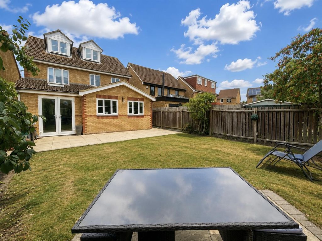 Property photo 2 of 20 8397E16E-115A-48F1-95D3-Beeb77F52B73.Jpeg