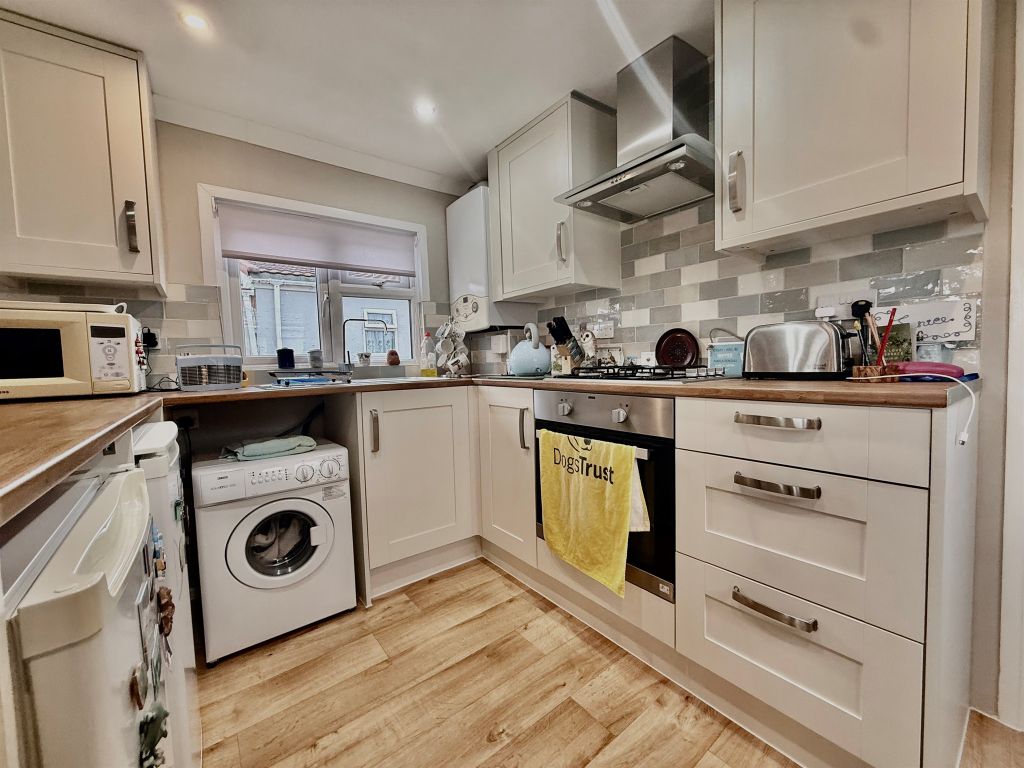 Property photo 2 of 11