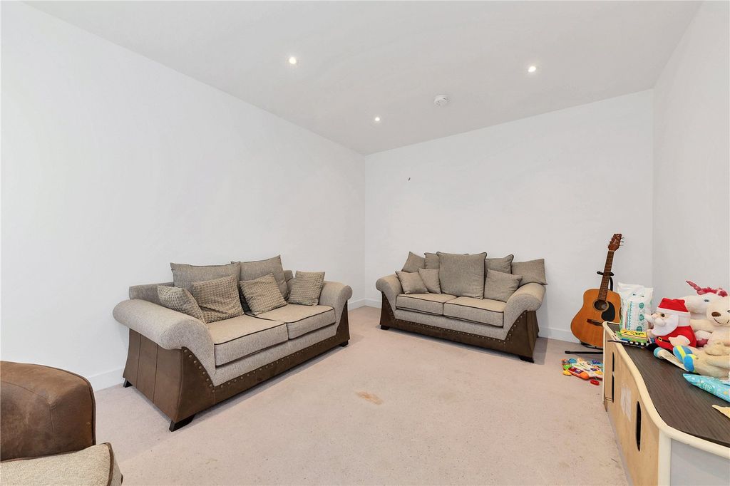 Property photo 3 of 12 Picture No. 07