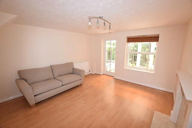 Property photo 3 of 8 Picture No. 01