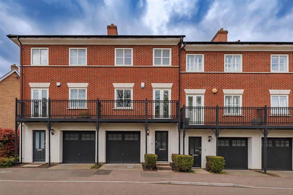 Property photo 1 of 37 Eba12557-23d6-43E6-8530-Bcfece96B69B.Png