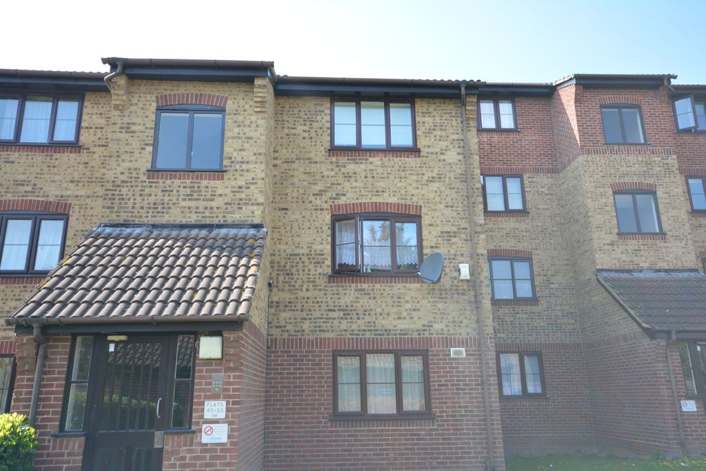 Property photo 2 of 13