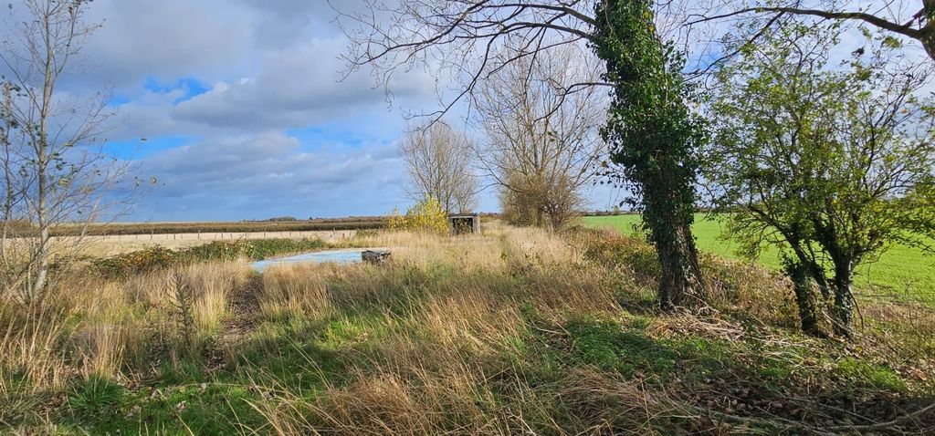 Property photo 2 of 19 Amberside, Stretham Station Road, Wilburton, Ely, Cambridgeshire, Cb6 3Qd (26)_7_11Zon.Jpg