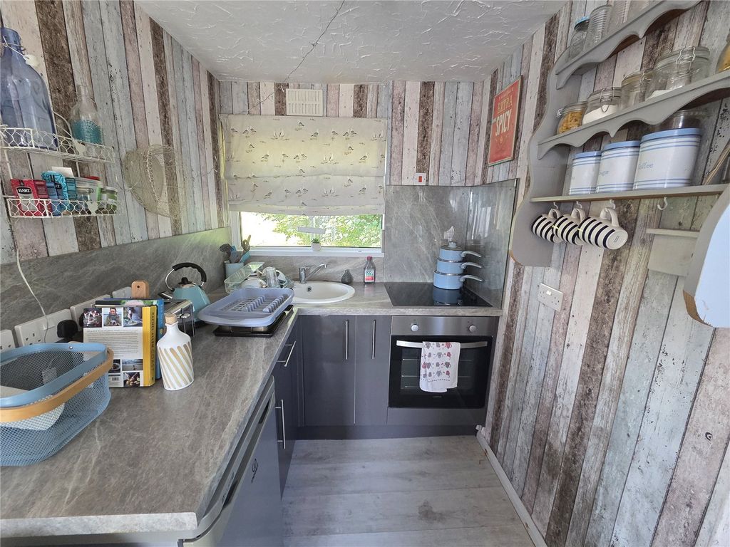 Property photo 2 of 12 Picture No. 09