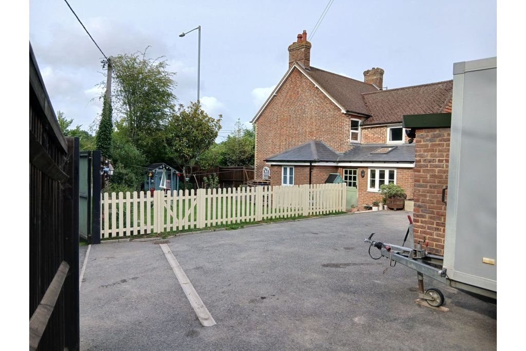 Property photo 3 of 16