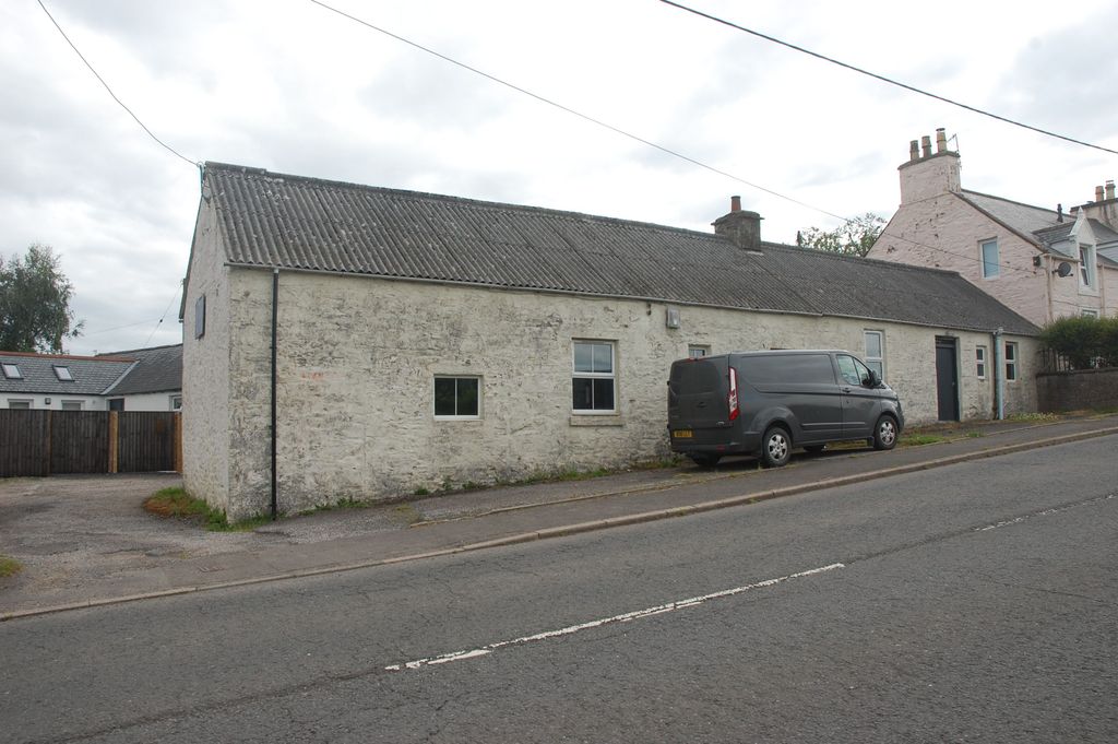 Property photo 1 of 9