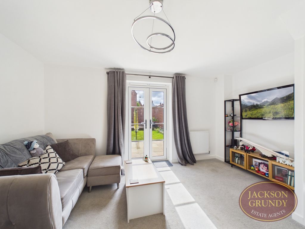 Property photo 3 of 12 Pianoforte Road
