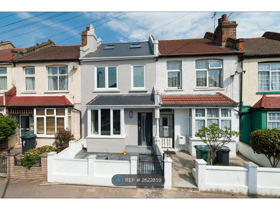 Property photo 2 of 17 External Front