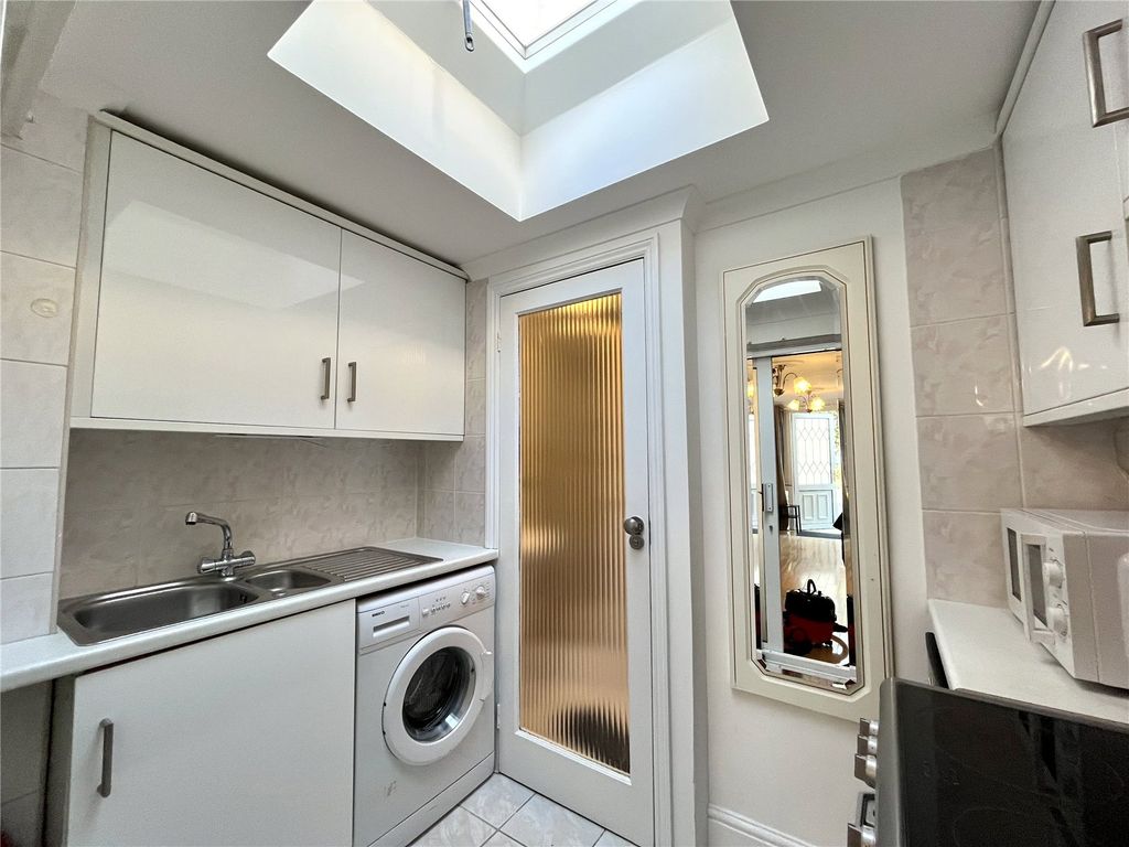 Property photo 3 of 5 Picture No. 06