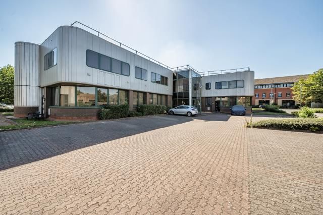 Property photo 1 of 19 External View