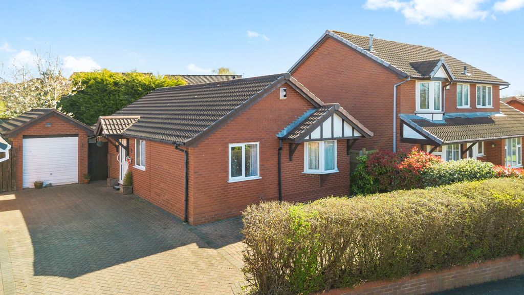 Property photo 1 of 27