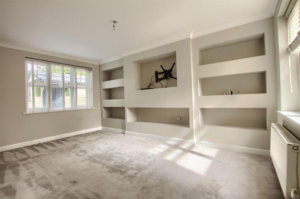 Property photo 2 of 14 Sh7.Jpg