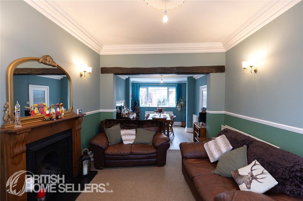 Property photo 2 of 19 2