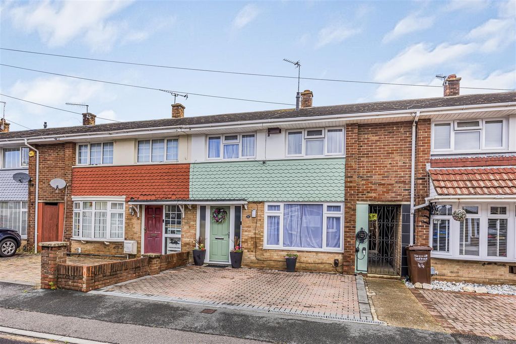 Property photo 2 of 23 46 Cheslyn Road,Baffins-Porticomarketing-Soldby-43