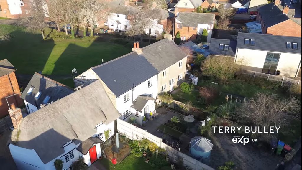 Property photo 1 of 30