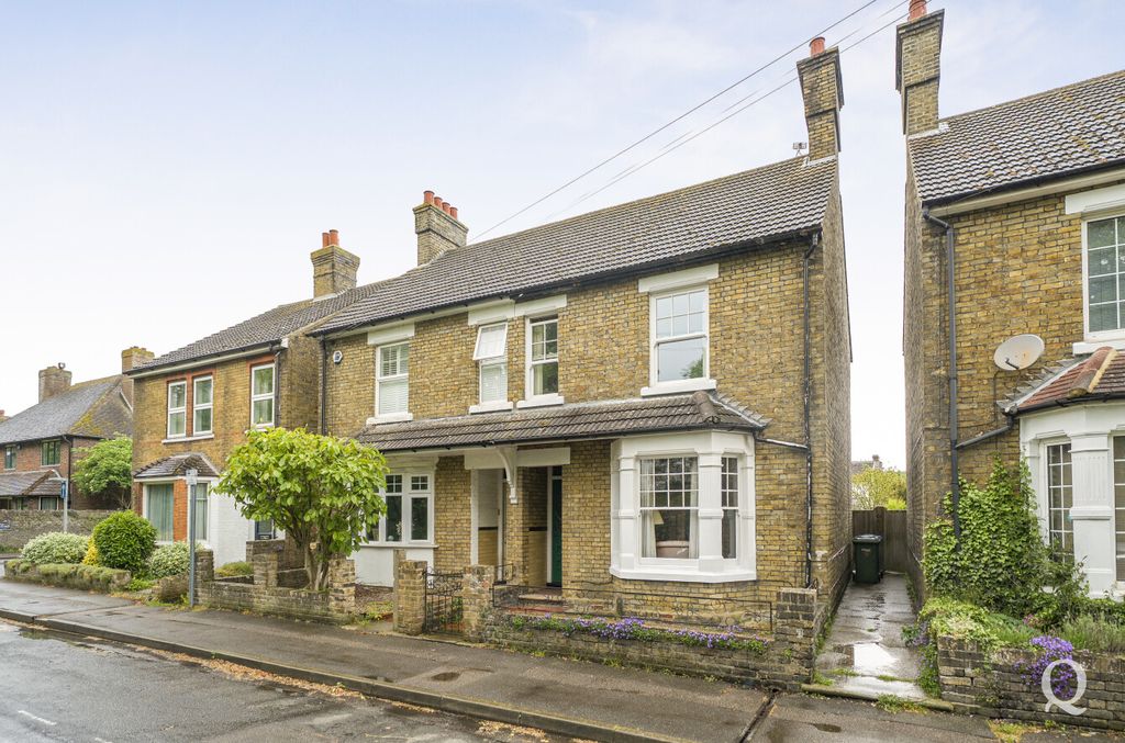 Property photo 1 of 24 114Ec9F5-B60A-418...