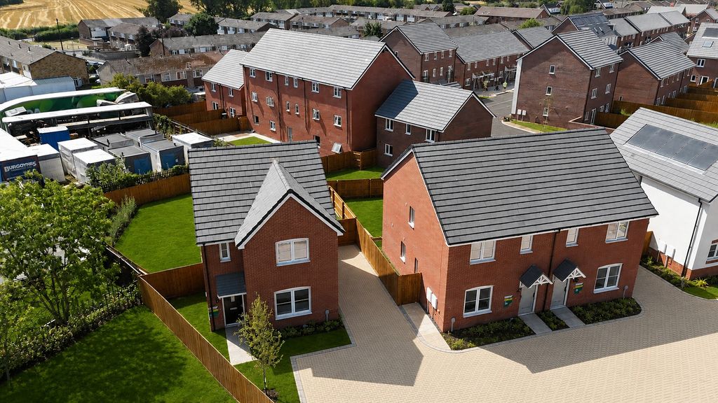Property photo 3 of 19