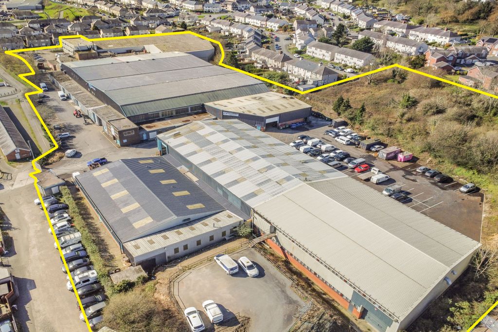 Property photo 1 of 13 Parc Bryn Llywd, Caernarfon Road, Bangor, Gwynedd, Ll57 4Sp