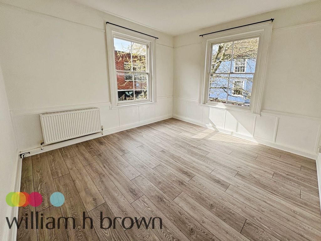 Property photo 3 of 12 View