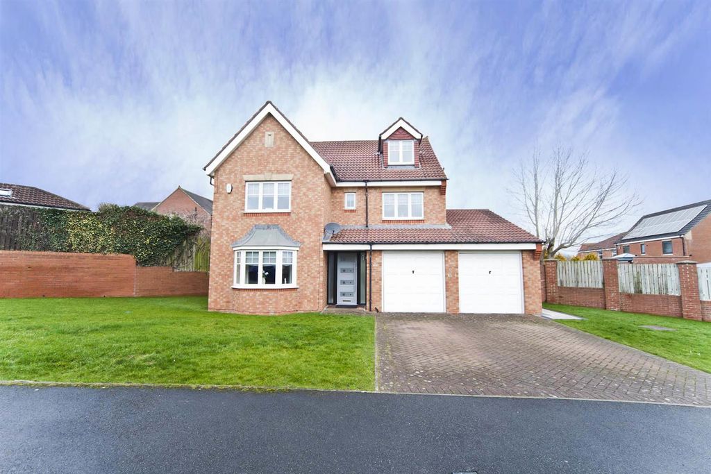 Property photo 1 of 35