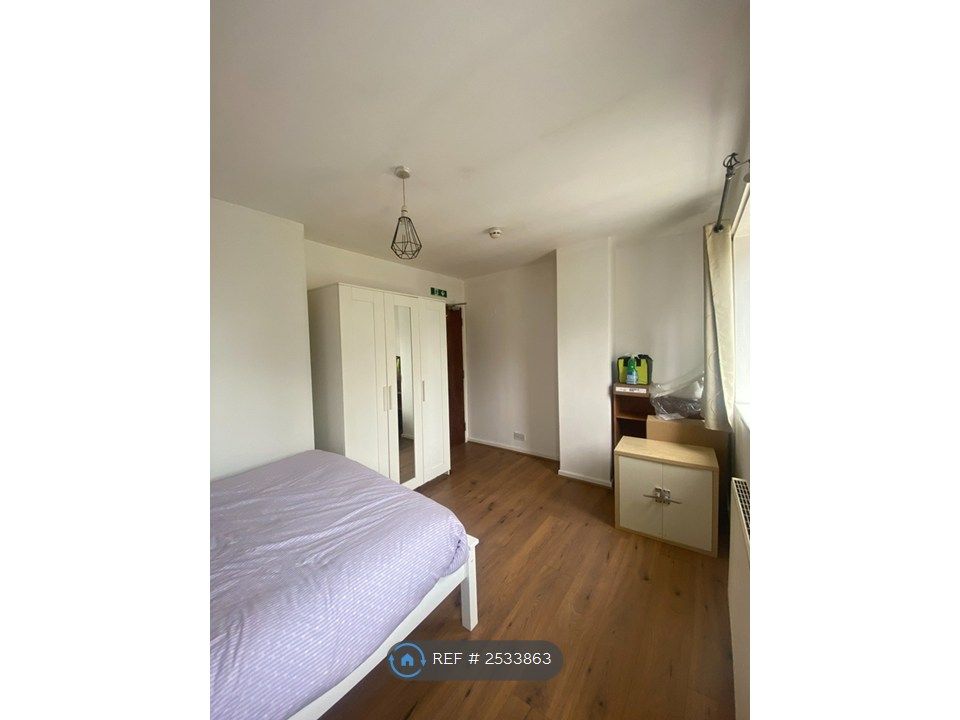 Property photo 3 of 8