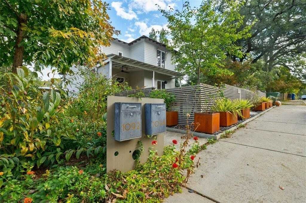 Property photo 1 of 31