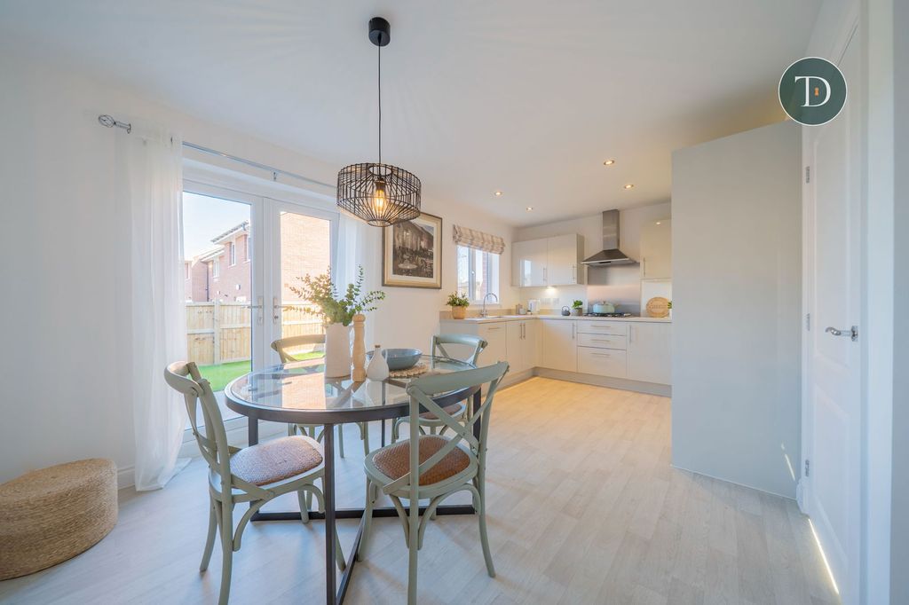 Property photo 3 of 31