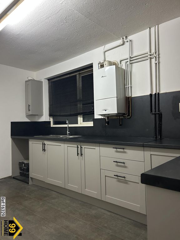 Property photo 2 of 16 Photo 1