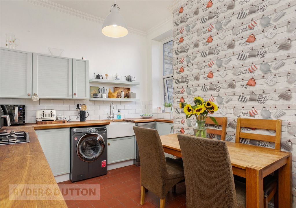 Property photo 2 of 22 Kitchen/Diner