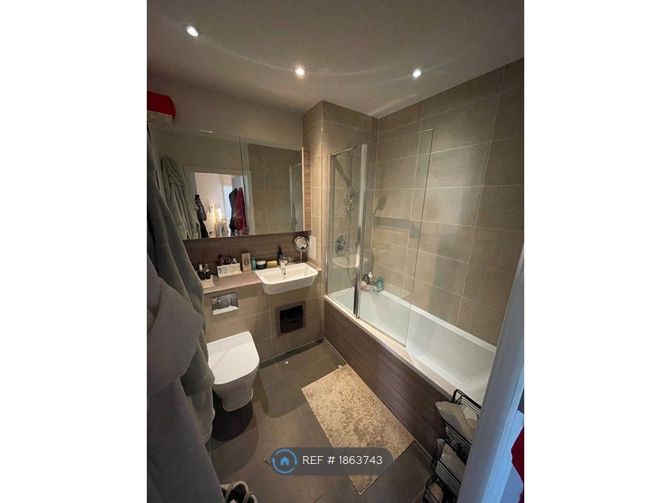 Property photo 3 of 23