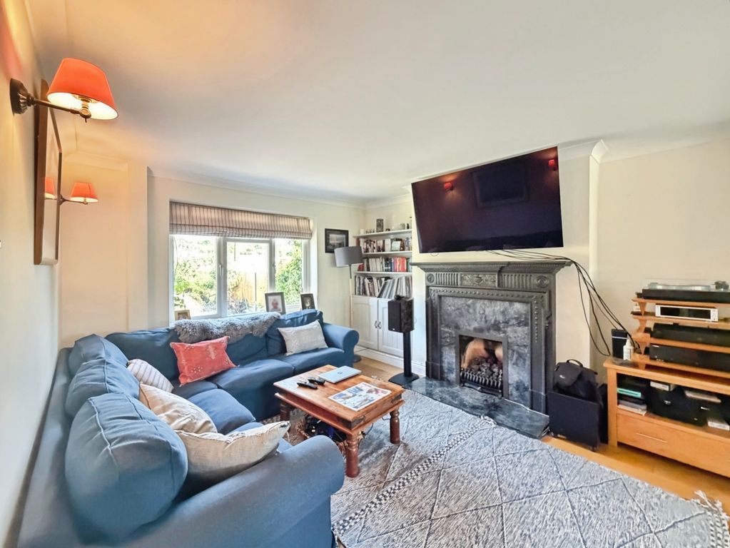 Property photo 2 of 17 Pbox-Img.Jpg