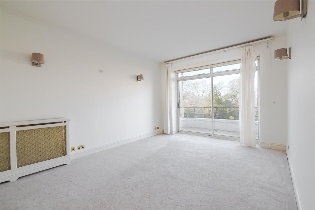 Property photo 3 of 11 2.Jpg