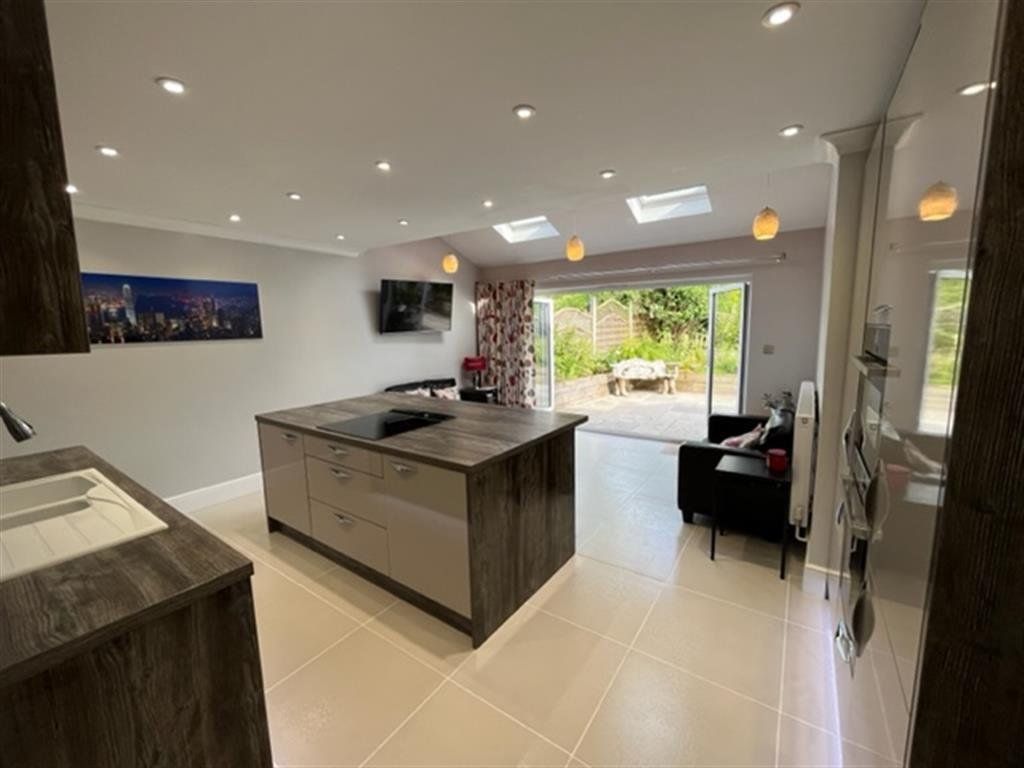 Property photo 3 of 12 Picture No. 24